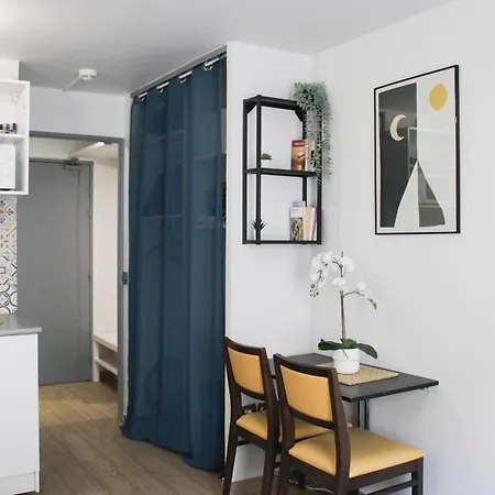Charming Cozy 20m Near Paris